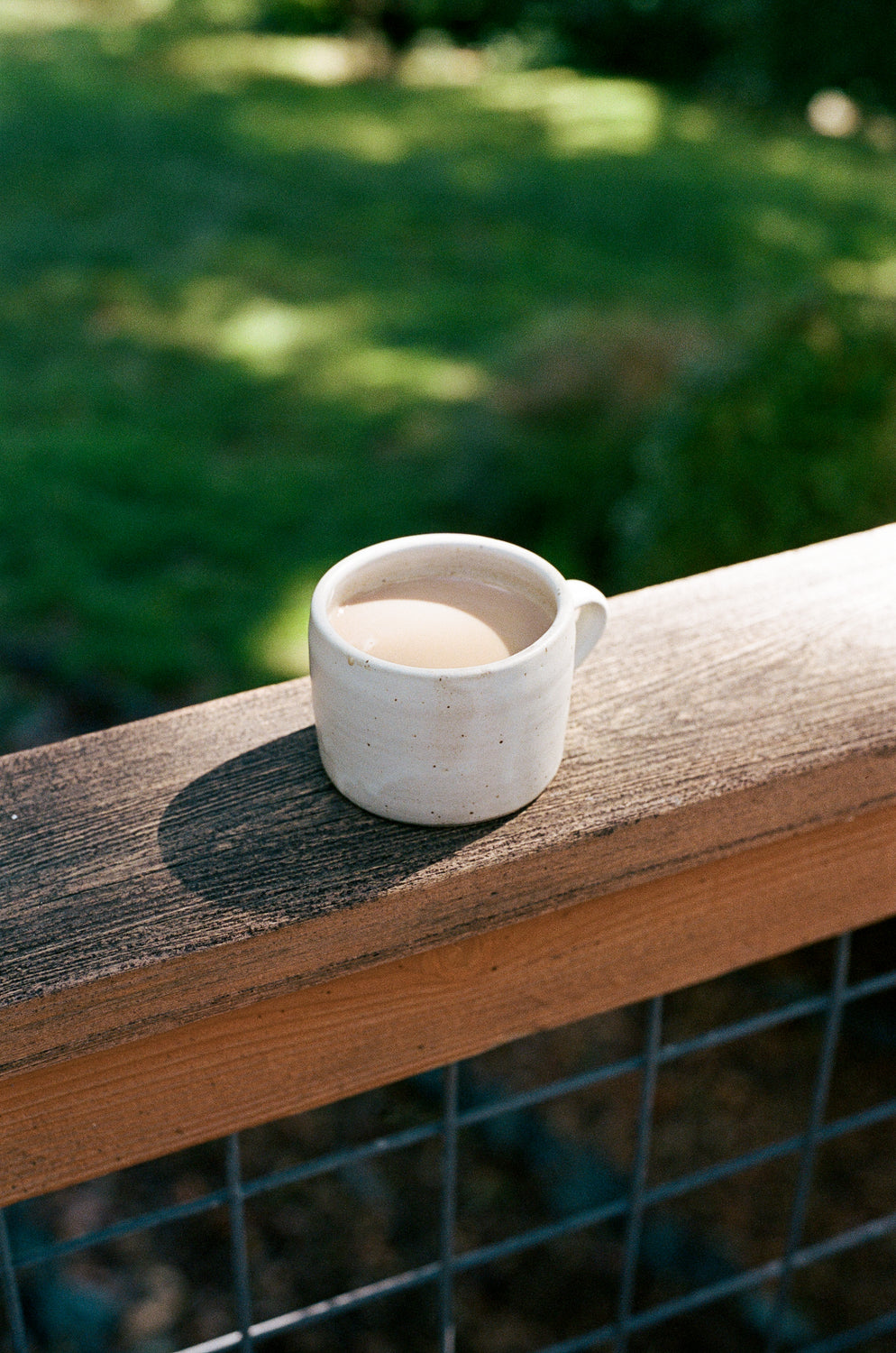 Hand-Thrown Ceramic Mug in Oyster Shell